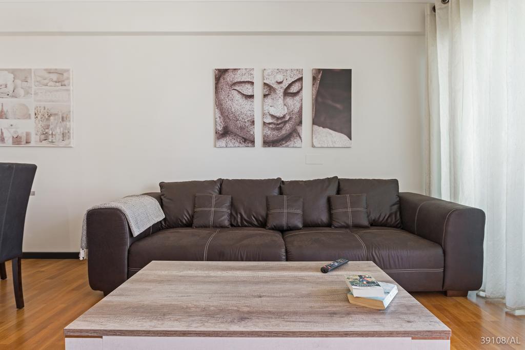 Rodamar I By An Island Apartment